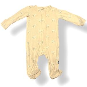 GUC Magnetic Me Dalmatian Pattern Coverall One Piece (12-18 mos / 22-27 lbs)